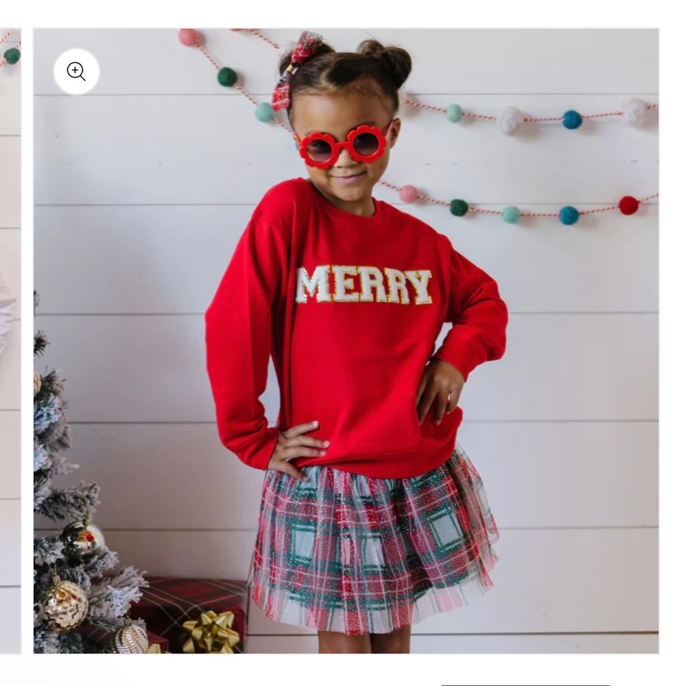 Merry Red sweatshirt and Plaid flounce skirt